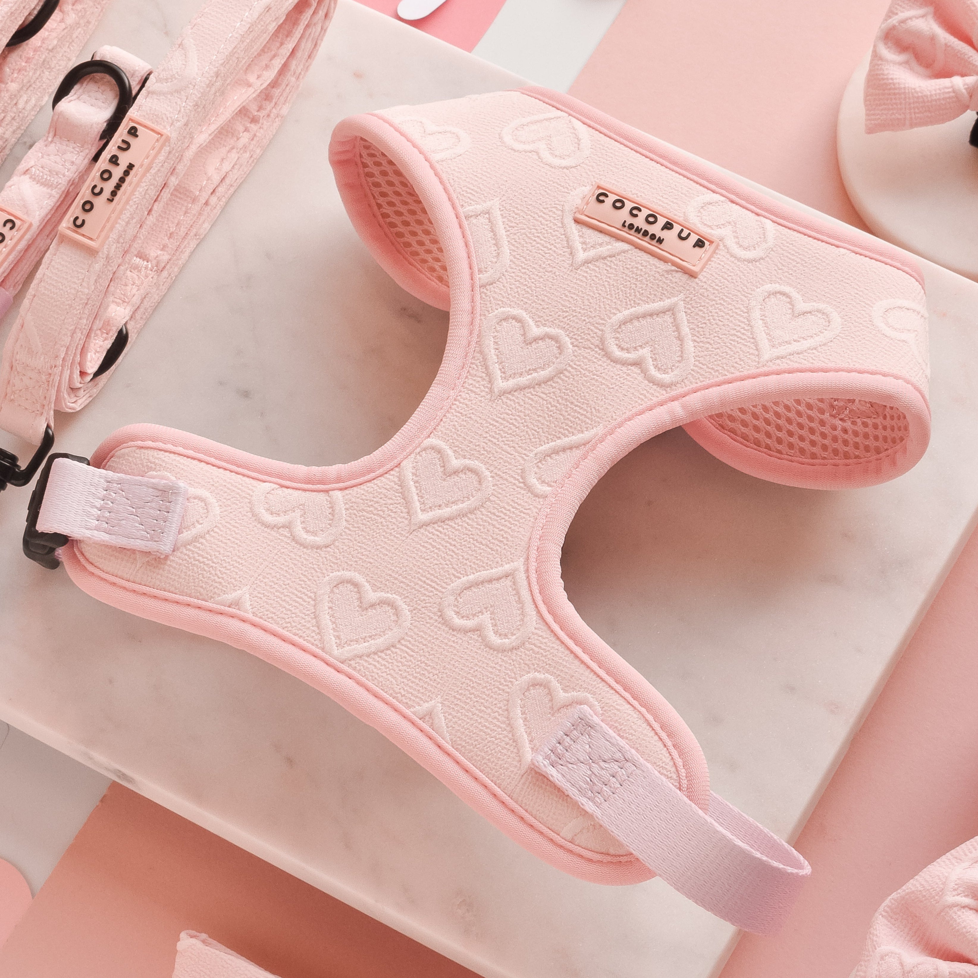 Luxe Adjustable Neck Dog Harness - Baby Pink Heart | Cocopup London