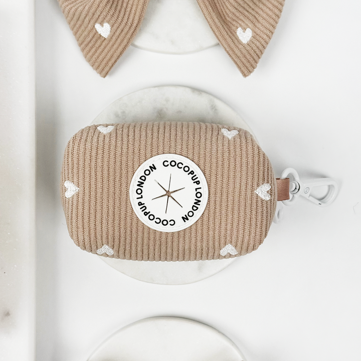 Chai Hearts Poop Bag Holder