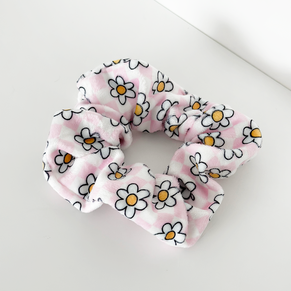 Daisy Gingham Rave Scrunchie by Coconut Lane