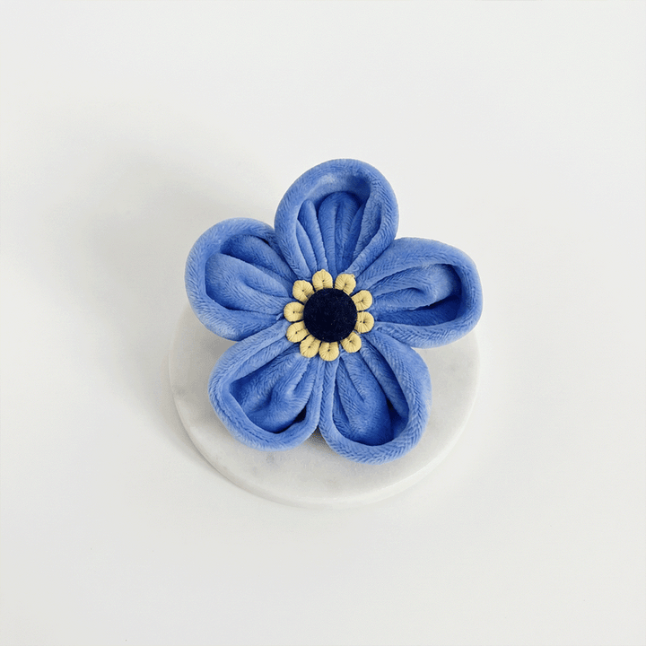 Blue Collar Flower for dogs that can be attached to a Harness or Collar with velcro.