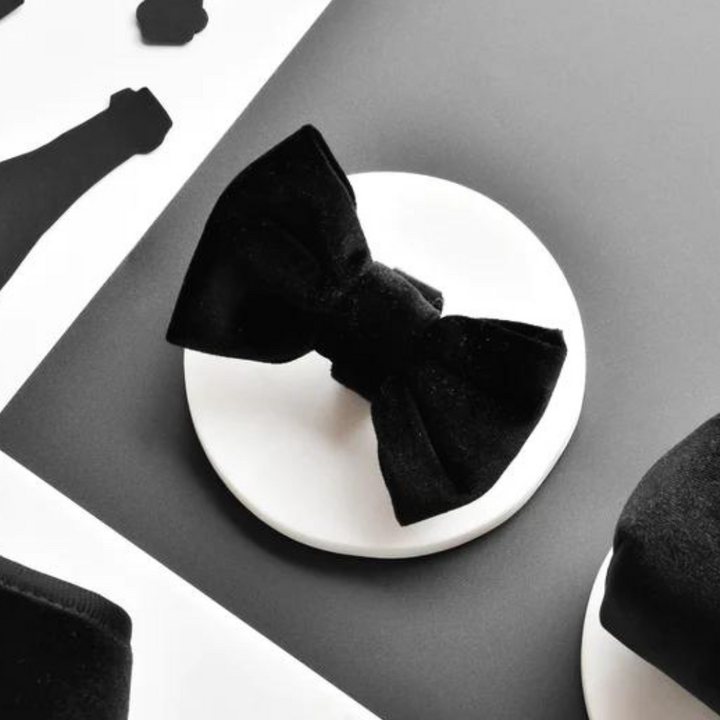 Luxe Velvet Bow Tie - Noir